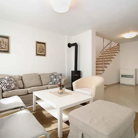 Unit_type_terraced_house 44286 Vikendica Valbandon